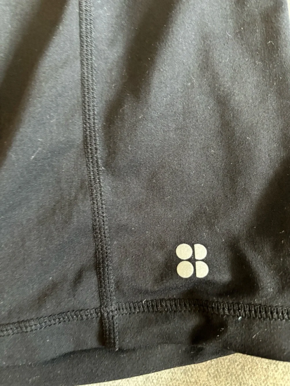 Sweaty Betty Black High-Rise Bike Shorts - Picture 4 of 7